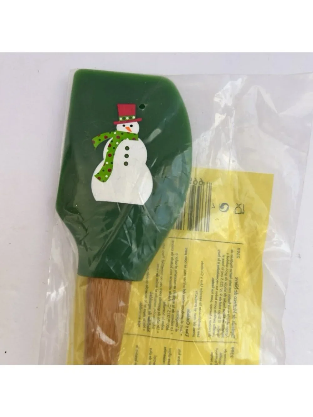 New The Pampered Chef Green Snowman Wooden Scraper 2012 Kitchen Tools